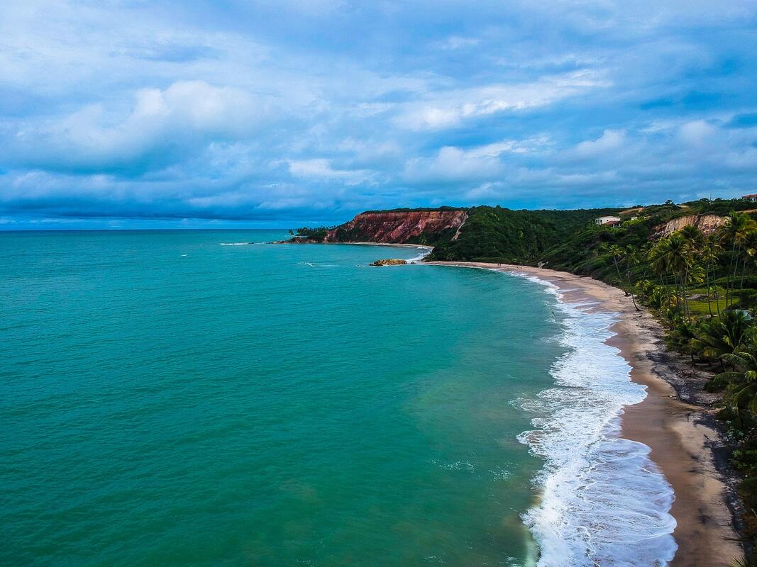 aerial-photo-of-beach-975761